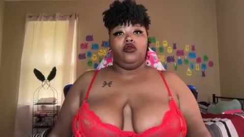 Snapshot of chocolatebunnyxx69 chatting on 15, 5, 2026 Melina online show from 15, 5, 2026