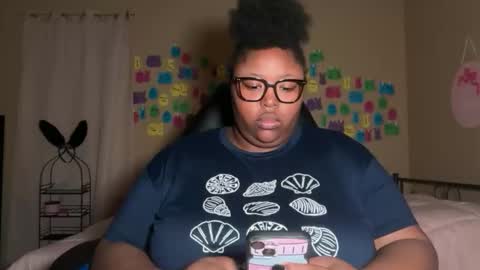 Snapshot of chocolatebunnyxx69 chatting on 26, 5, 2026 Melina online show from 26, 5, 2026