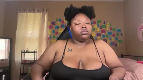 Snapshot of chocolatebunnyxx69 chatting on 9, 6, 2026 Melina online show from 9, 6, 2026