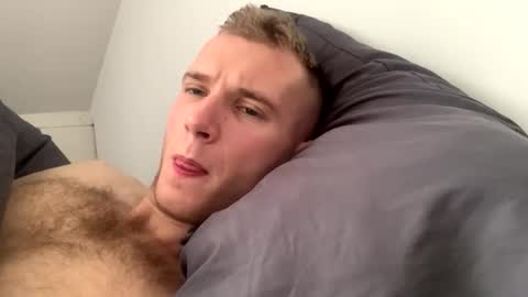 Snapshot of chosentwink chatting on 5, 4, 2026 Johnny online show from 5, 4, 2026