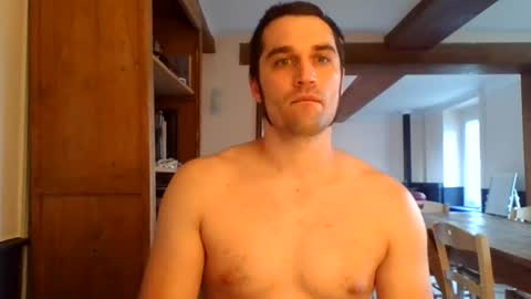 chouch76 online show from 3, 8, 2026