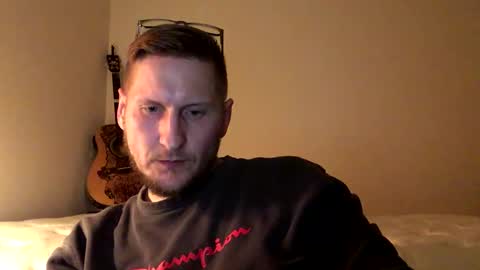 Christopher the Blue-Eye Guy online show from 23, 11, 2025