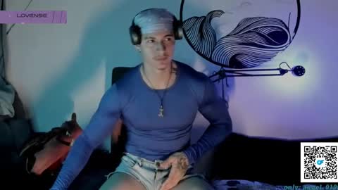 chris_angel01 online show from 17, 1, 2025