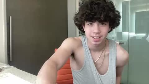 chris_baker1 online show from 23, 4, 2026