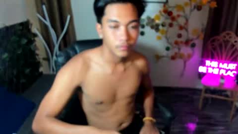 Snapshot of chris_hardfucker chatting on 22, 12, 2025 chris_hardfucker online show from 22, 12, 2025