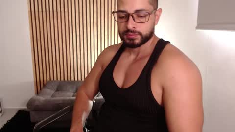 cris         Twitter magnum101010 insta magnumc20 online show from 28, 11, 2025