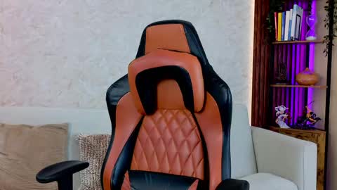 chris reilly online show from 27, 2, 2026