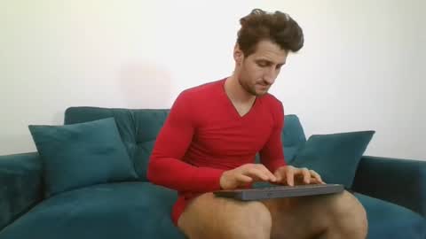 chrisaron online show from 2, 3, 2025