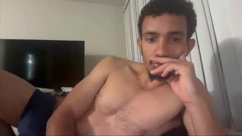 Snapshot of chrislover2125 chatting on 14, 5, 2026 chrislover2125 online show from 14, 5, 2026