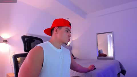 Snapshot of chrismorgan24 chatting on 15, 10, 2025 chrismorgan24 online show from 15, 10, 2025