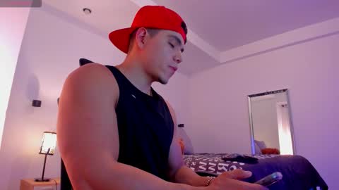 Snapshot of chrismorgan24 chatting on 23, 11, 2025 chrismorgan24 online show from 23, 11, 2025