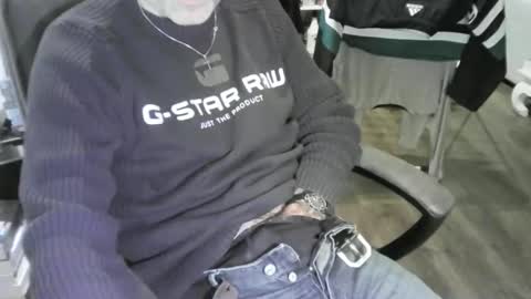 chrisprngr online show from 18, 12, 2025