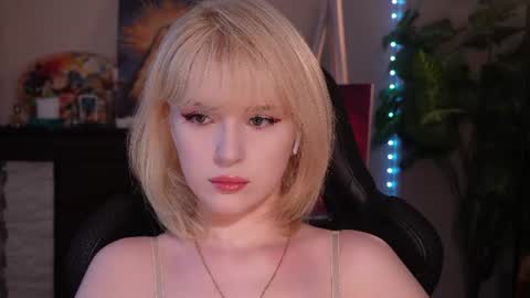 chriss_foxx online show from 13, 6, 2026