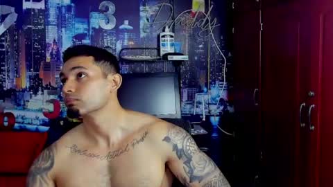 Chriss Stewart online show from 25, 6, 2026