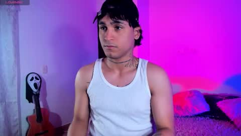 Christian Wang online show from 4, 11, 2025