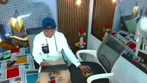 Snapshot of chrisshottx chatting on 27, 6, 2026 chrisshottx online show from 27, 6, 2026