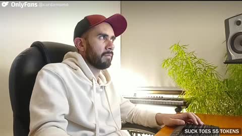 Snapshot of chrissmithin5 chatting on 20, 1, 2025 Cardamomo online show from 20, 1, 2025