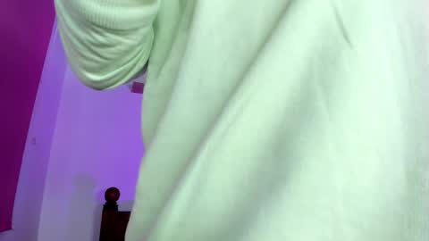 Hi dont forguet to follow me    online show from 20, 11, 2025