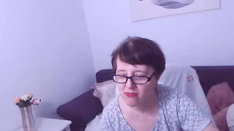 Christa online show from 1, 2, 2025