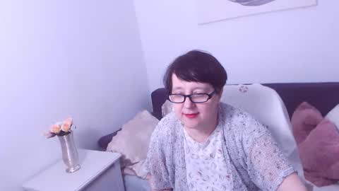 Christa online show from 2, 3, 2025