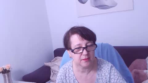 Christa online show from 10, 3, 2025