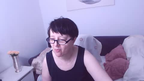 Christa online show from 11, 6, 2026
