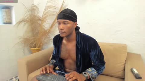 Christian Lewis online show from 21, 2, 2025