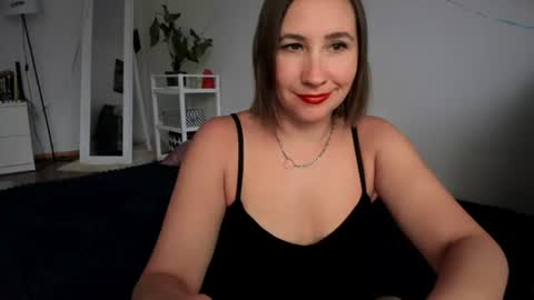 Snapshot of christina_rosse chatting on 2, 7, 2026 christina rosse online show from 2, 7, 2026