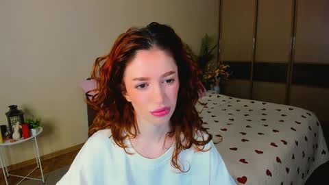 christinaconteeree online show from 22, 4, 2026