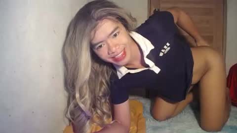 Your Mistresssissy Christinaaa online show from 18, 11, 2025