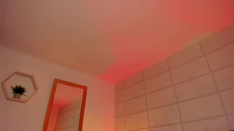 Christine  online show from 15, 9, 2025