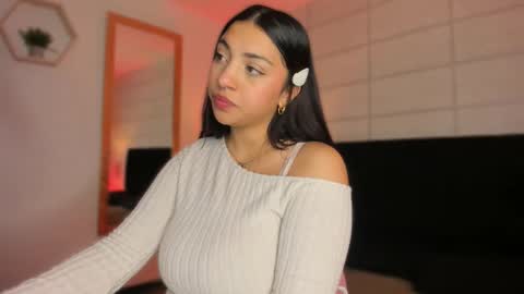 Christine  online show from 23, 9, 2025