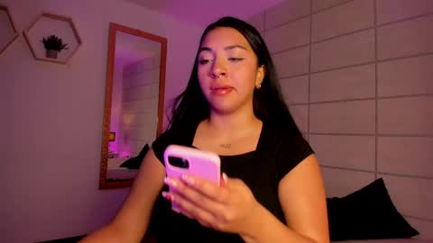 Christine  online show from 23, 4, 2026