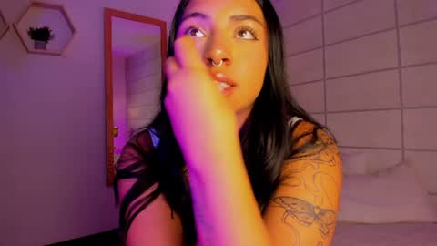Christine  online show from 6, 7, 2026