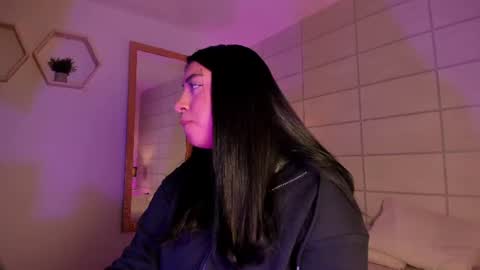 Christine  online show from 8, 7, 2026