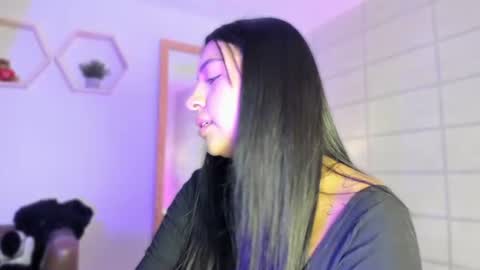 Christine  online show from 24, 7, 2026