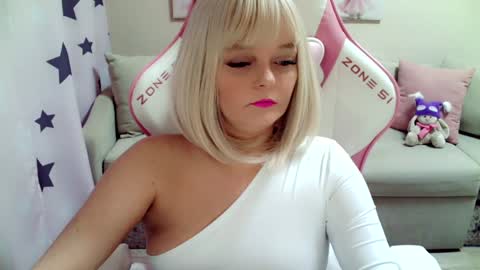 Christi online show from 9, 12, 2024