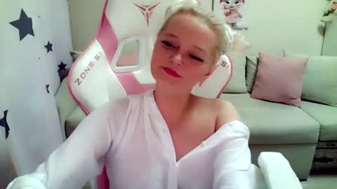 Christi online show from 7, 7, 2026