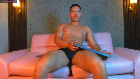 christopherivera online show from 13, 6, 2026
