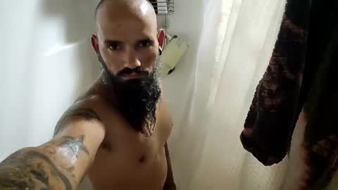 christophermcdonald49 online show from 21, 4, 2026