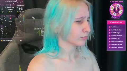 christyw3b online show from 19, 11, 2025