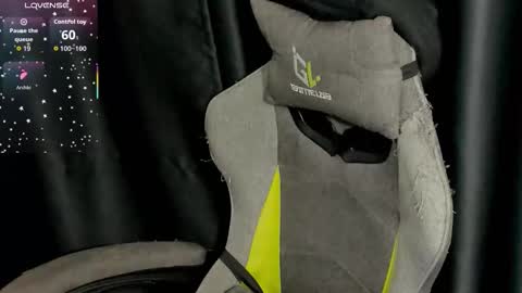 christyw3b online show from 25, 11, 2025