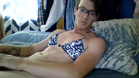 chrisvibess online show from 28, 7, 2026
