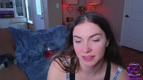 Snapshot of chroniclove chatting on 8, 3, 2025 Marley online show from 8, 3, 2025