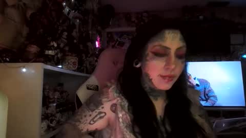 chubbygothgirlfriend online show from 15, 5, 2026