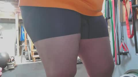 Chubbypumper online show from 1, 1, 2025