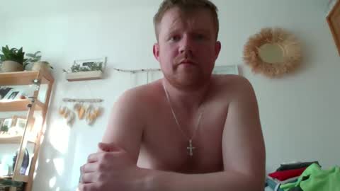 Snapshot of ciasnsyrize1996 chatting on 4, 3, 2025 ciasnsyrize1996 online show from 4, 3, 2025