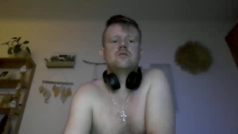 ciasnsyrize1996 online show from 18, 2, 2026