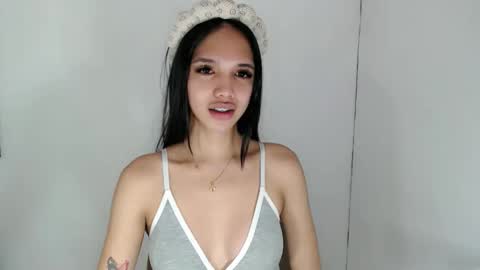Snapshot of cici_02 chatting on 30, 4, 2026 call me Cici online show from 30, 4, 2026