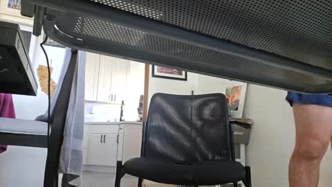 Snapshot of cigneska1 chatting on 4, 10, 2025 cigneska1 online show from 4, 10, 2025